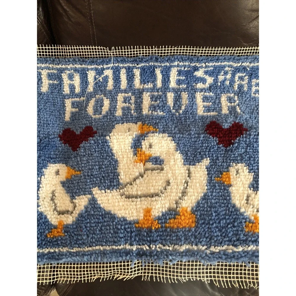 Vtg Latch Hook Families are ForeverNational Yarn Craft 20